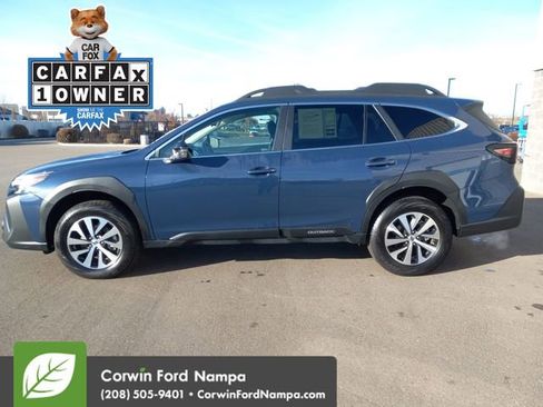 Used 2025 Subaru Outback Premium image 6