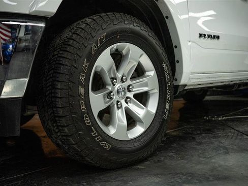 Used 2022 RAM 1500 Laramie w/ Off Road Group image 3
