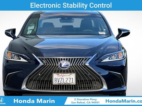 Used 2021 Lexus ES 300h w/ Premium Package image 10