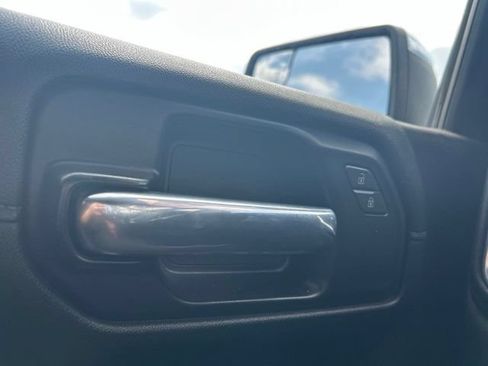 Used 2021 Chevrolet Silverado 1500 LT w/ Fleet Comfort Package AWD/4WD image 14