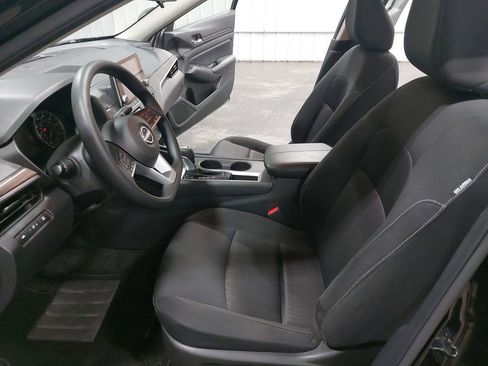 Certified 2025 Nissan Altima 2.5 SV image 15