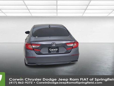 Used 2018 Honda Accord EX image 12