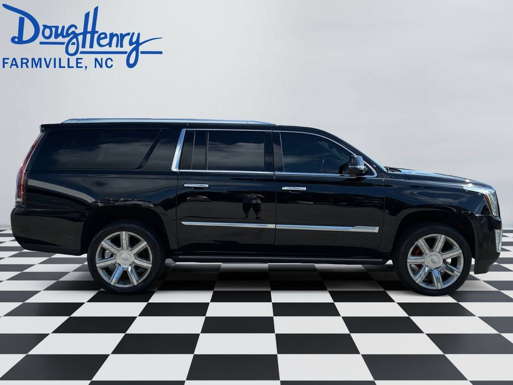 Used 2020 Cadillac Escalade ESV Premium Luxury AWD/4WD image 6