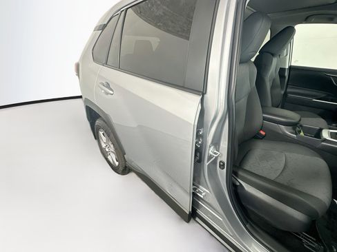 Used 2025 Toyota RAV4 XLE w/ Convenience Package FWD image 28