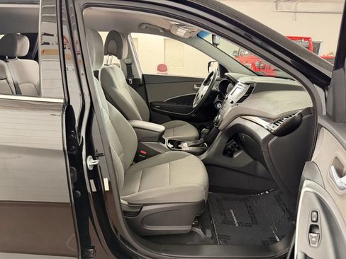 Used 2017 Hyundai Santa Fe Sport AWD/4WD image 30