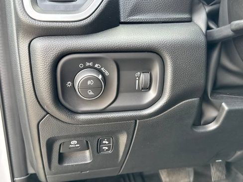 Used 2023 RAM 1500 Big Horn AWD/4WD image 28
