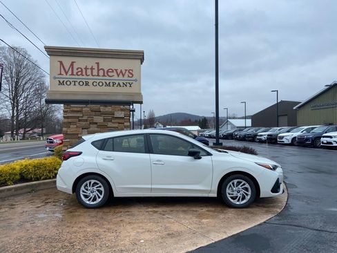 Used 2025 Subaru Impreza 2.0i image 4