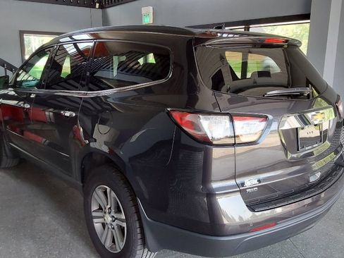 Used 2015 Chevrolet Traverse LT AWD/4WD image 11