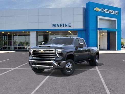 New 2026 Chevrolet Silverado 3500 LTZ w/ LTZ Plus Package AWD/4WD image 8
