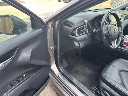 Used 2021 Toyota Camry XSE FWD image 34