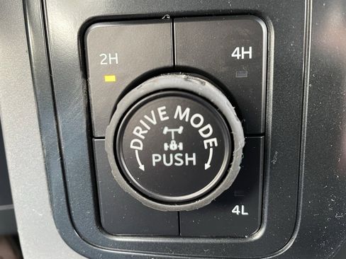 New 2026 Ford F150 XLT w/ Equipment Group 302A MID image 12