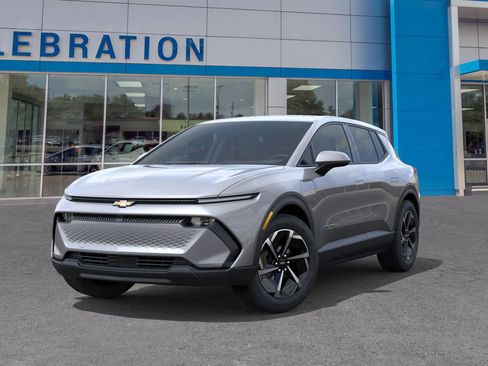 New 2026 Chevrolet Equinox EV LT image 6