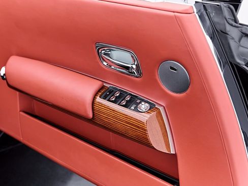 Used 2009 Rolls-Royce Phantom Coupe RWD image 38