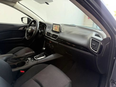 Used 2015 MAZDA MAZDA3 i Sport FWD image 24