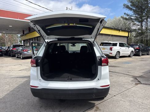 Used 2022 Chevrolet Equinox LS w/ LS Convenience Package FWD image 15