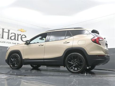 Used 2023 GMC Terrain SLT w/ Infotainment Package II image 54