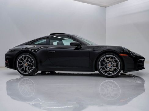 New 2026 Porsche 911 Carrera image 9