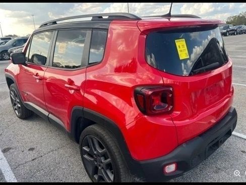 Used 2019 Jeep Renegade Limited w/ Quick Order Package 22P image 2