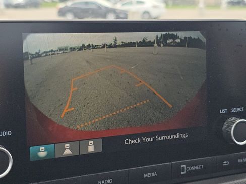 Used 2024 Honda Civic EX image 5