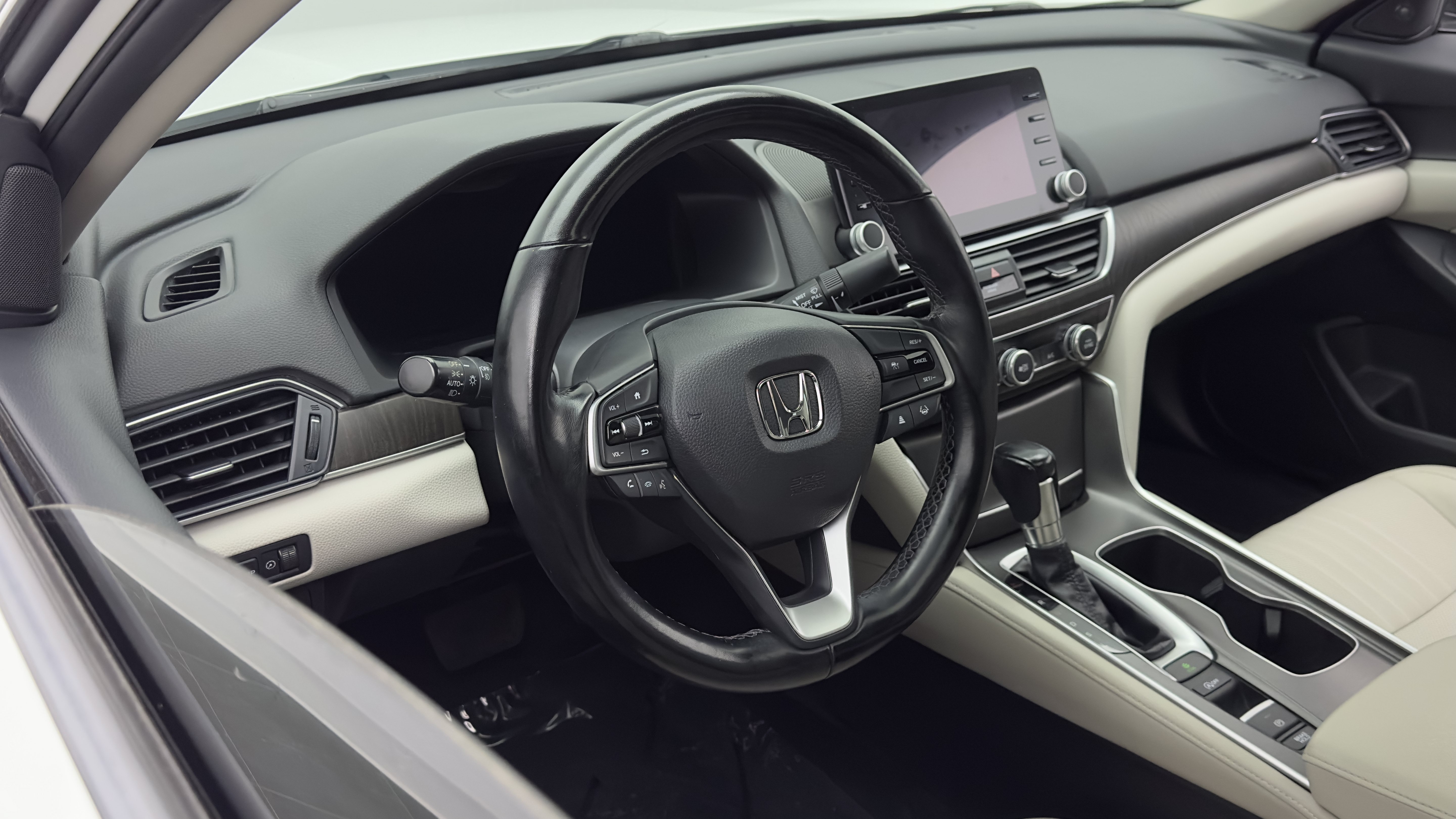Used 2022 Honda Accord EX-L image 10
