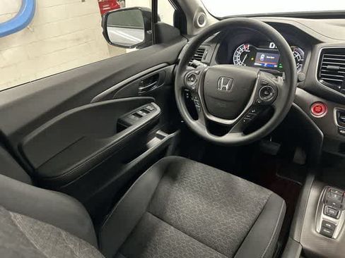 Certified 2023 Honda Ridgeline Sport image 12