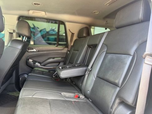 Used 2020 Chevrolet Tahoe LT RWD image 14
