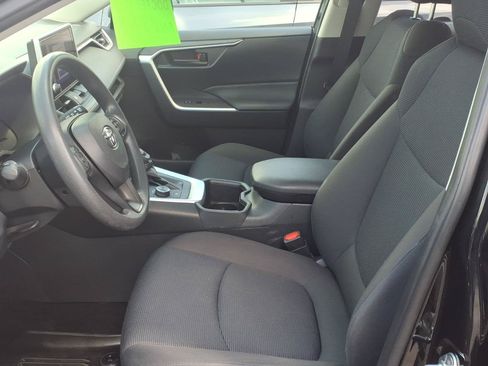 Certified 2023 Toyota RAV4 LE AWD/4WD image 7