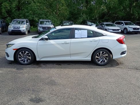 Used 2017 Honda Civic EX image 6