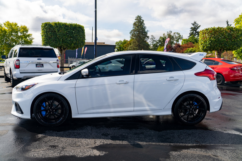 Used 2017 Ford Focus RS AWD/4WD image 12