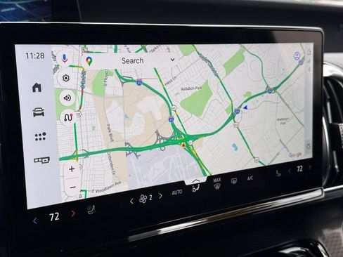 New 2026 Ford Expedition Platinum image 26