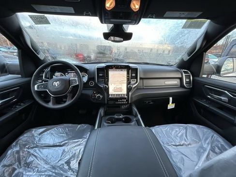 Used 2024 RAM 1500 Big Horn AWD/4WD image 12