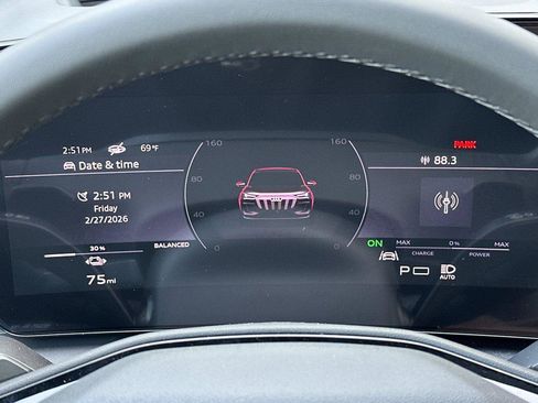 New 2025 Audi Q6 e-tron Premium Plus image 24