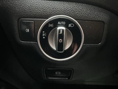 Used 2014 Mercedes-Benz CLA 250 4MATIC w/ Edition 1 Package image 27