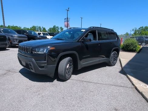 New 2026 Jeep Cherokee Laredo AWD/4WD image 5