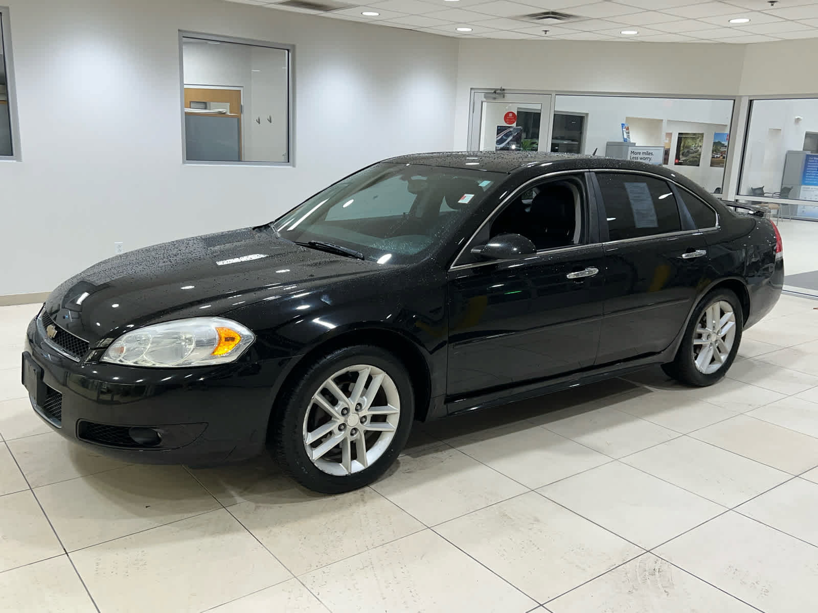 Used 2013 Chevrolet Impala LTZ FWD image 4
