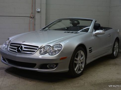 Used 2008 Mercedes-Benz SL 550 image 4
