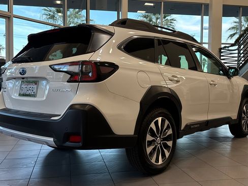 Certified 2025 Subaru Outback Limited image 5