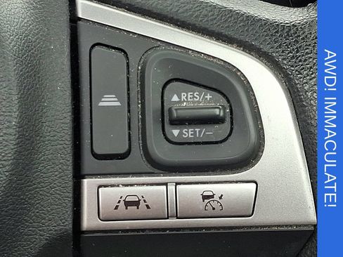 Used 2018 Subaru Forester 2.5i Premium AWD/4WD image 22