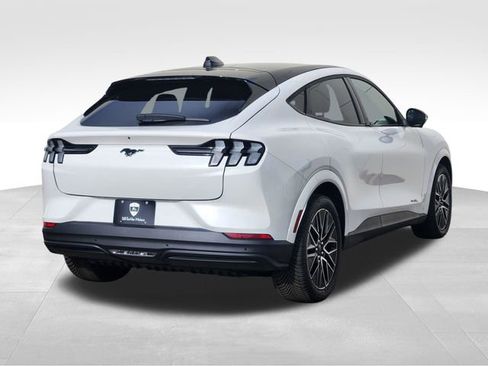 Used 2025 Ford Mustang Mach-E Premium image 10