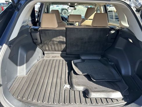 Used 2023 Toyota RAV4 LE AWD/4WD image 13