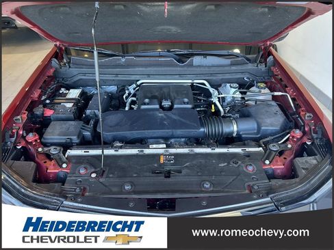 Used 2023 Chevrolet Colorado LT w/ LT Convenience Package AWD/4WD image 9