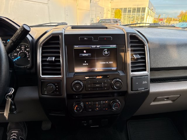 Used 2015 Ford F150 XLT w/ Equipment Group 302A Luxury AWD/4WD image 15