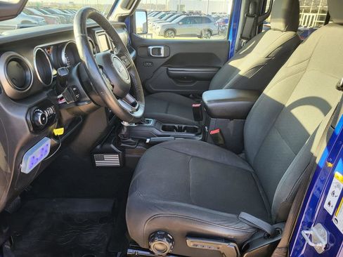 Used 2019 Jeep Wrangler Unlimited Sport S image 18