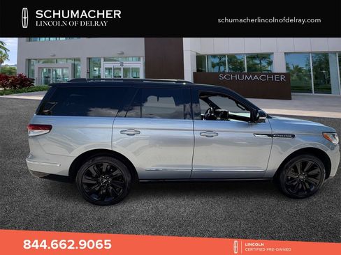 Certified 2024 Lincoln Navigator Black Label AWD/4WD image 8