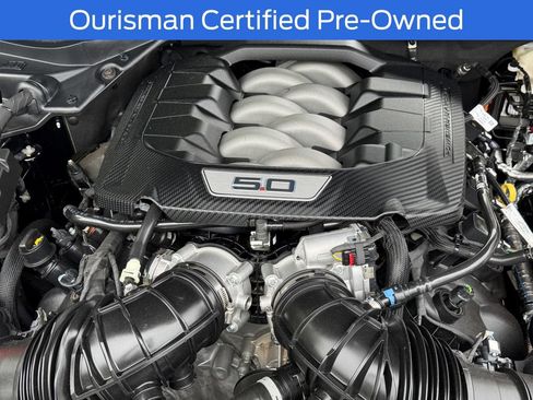 Used 2025 Ford Mustang GT Premium RWD image 33
