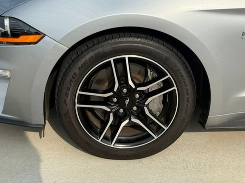 Used 2022 Ford Mustang GT Premium w/ Equipment Group 401A RWD image 5