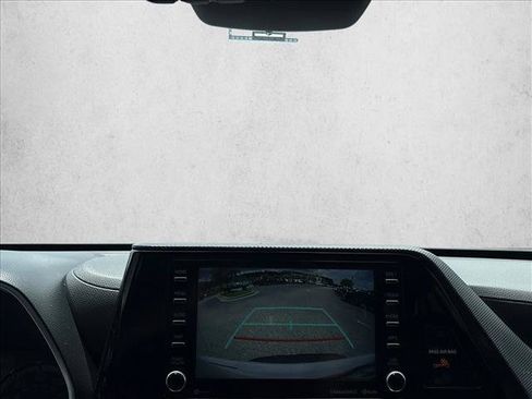 Used 2021 Toyota Highlander XSE FWD image 14