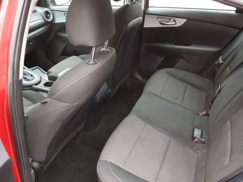 Used 2024 Kia Forte LXS FWD image 11