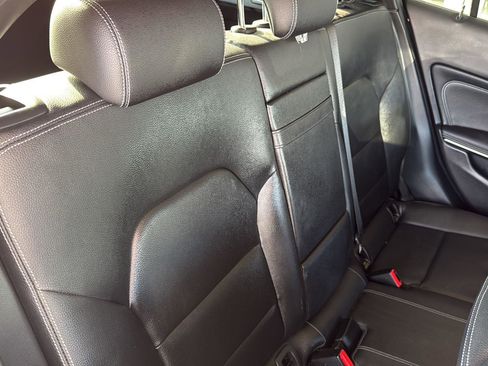 Used 2019 Mercedes-Benz GLA 250 4MATIC w/ Multimedia Package image 37