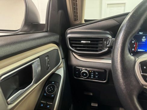 Used 2023 Ford Explorer XLT w/ Equipment Group 202A image 77